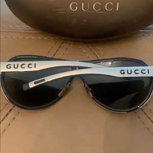 Men’s Gucci sunglasses